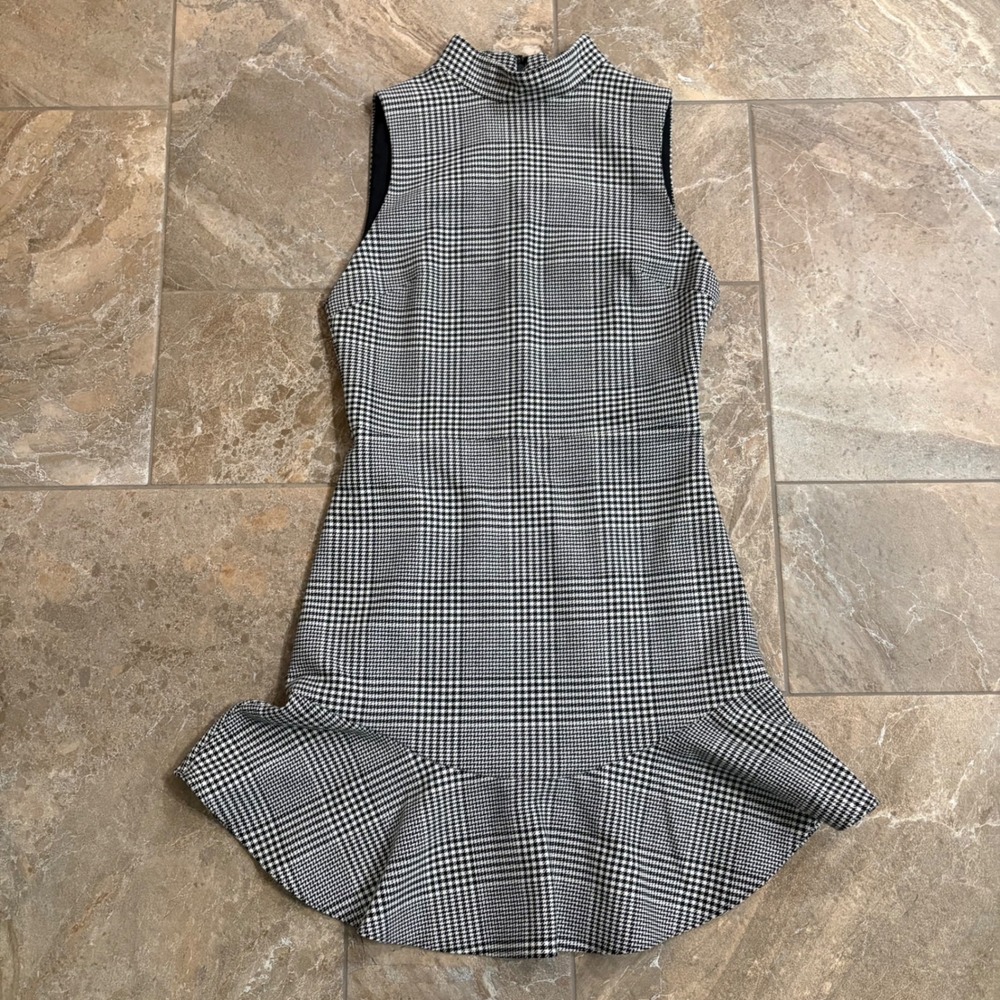 Alice + Olivia Glen Plaid Mock Neck Ruffle Hem Mini Dress Black White Size 4